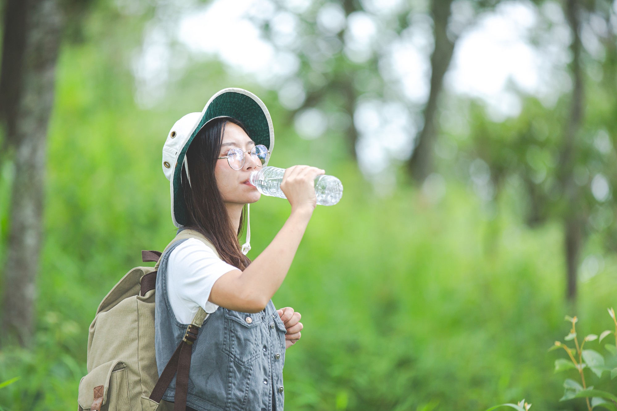 VÌ SAO DỄ BỊ ĐAU ĐẦU DO NẮNG NÓNG?