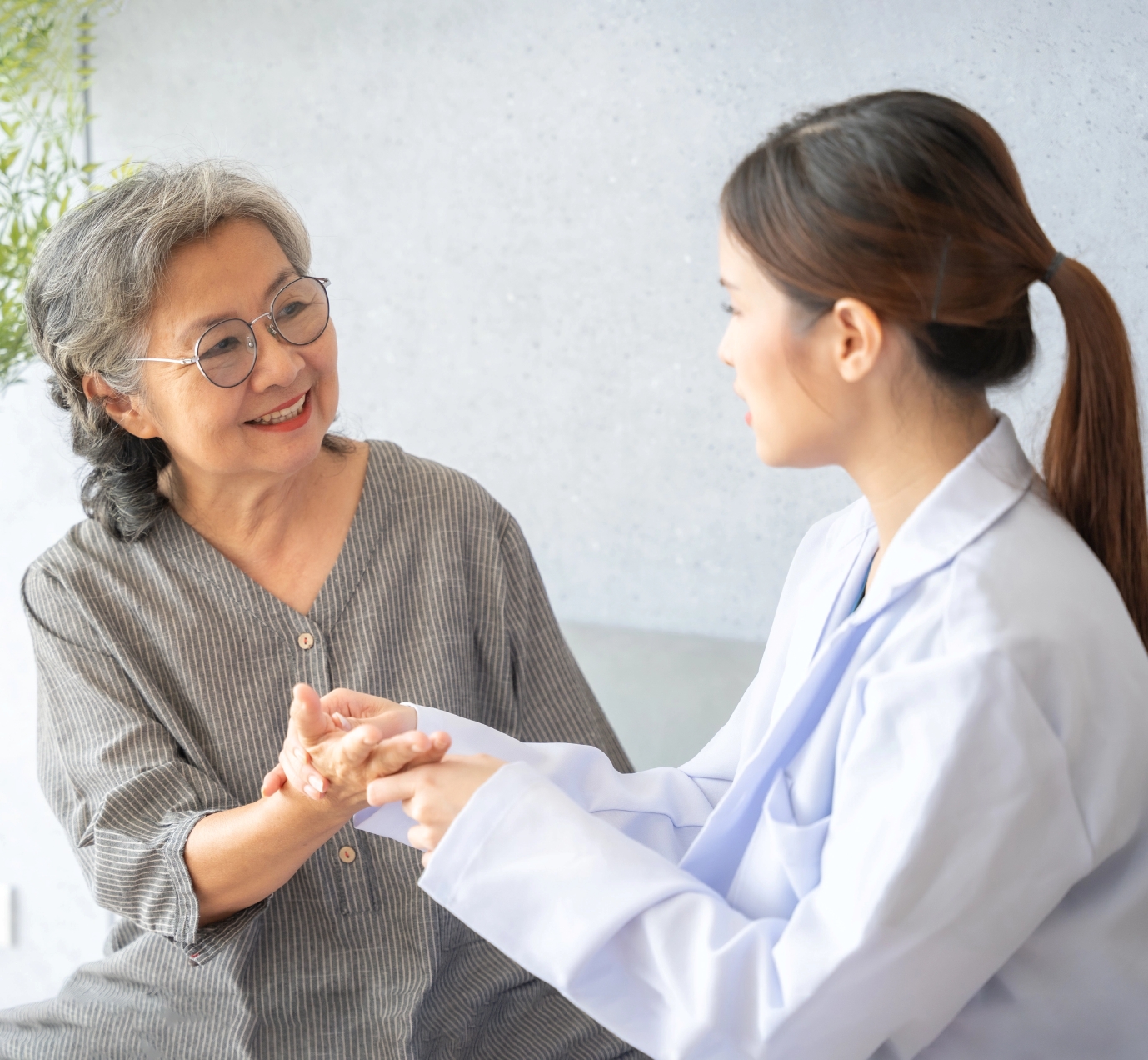 <p><strong>Câu hỏi thường gặp</strong></p>
